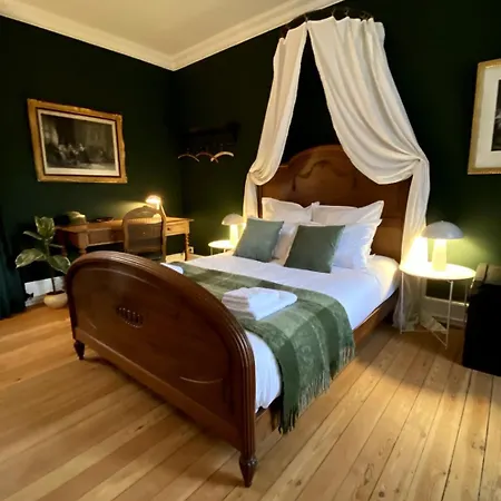 Chambre D'Hotes Lou - Chateau Le Bas Bleu Quesnoy-le-Montant Exterior photo