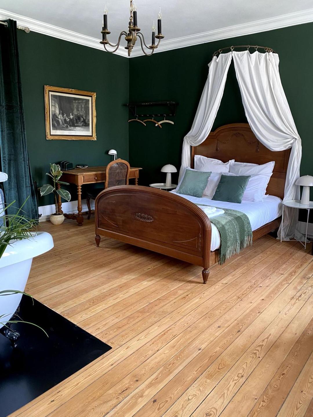 D'hotes Lou - Chateau Le Bas Bleu * Quesnoy-le-Montant