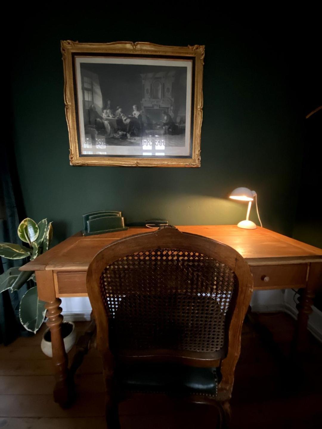 Homestay D'hotes Lou - Chateau Le Bas Bleu *