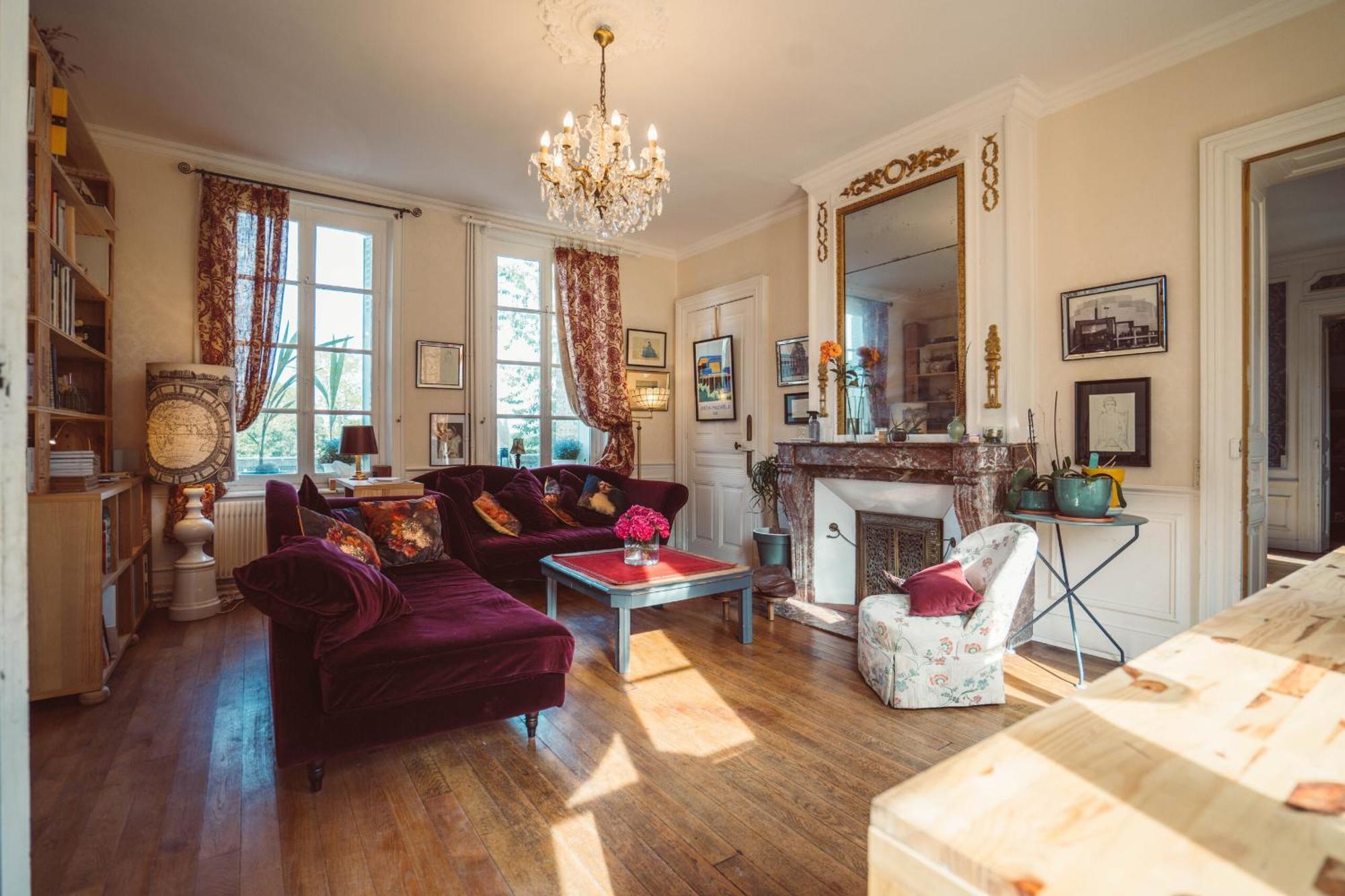 Homestay D'hotes Lou - Chateau Le Bas Bleu Quesnoy-le-Montant